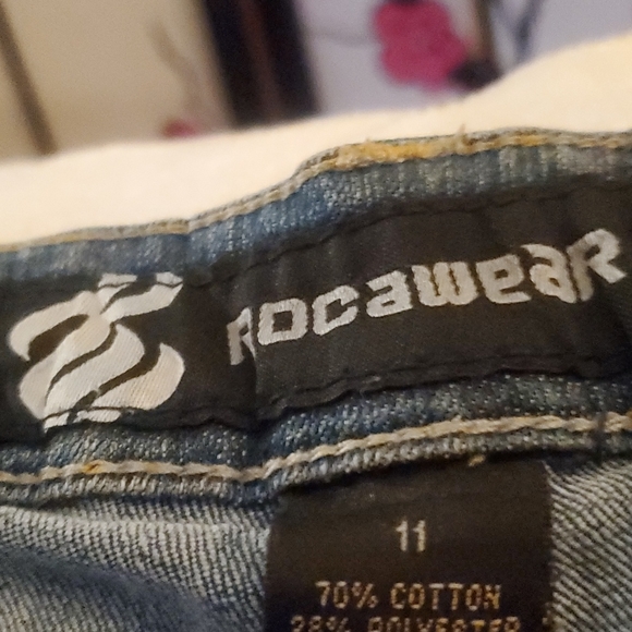ROCAWEAR JEANS SIZE 11...Like new worn one time - Picture 4 of 7